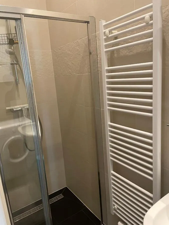 Cozy City Apartment Near City Center Viena