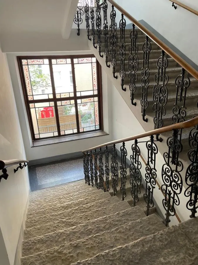 Cozy City Apartment Near City Center Viena Austria