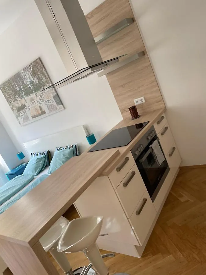 Cozy City Apartment Near City Center Viena Austria