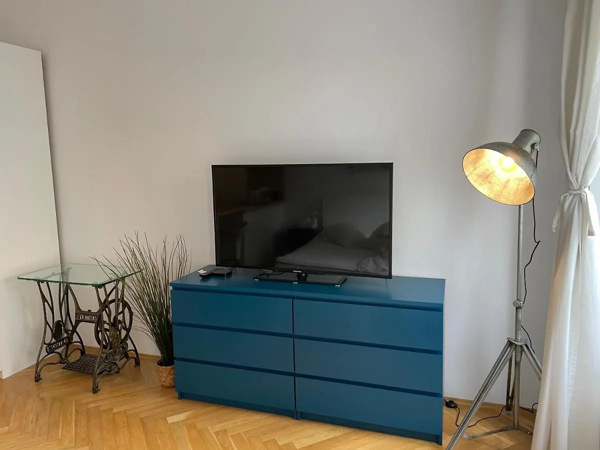 Cozy City Apartment Near City Center Viena